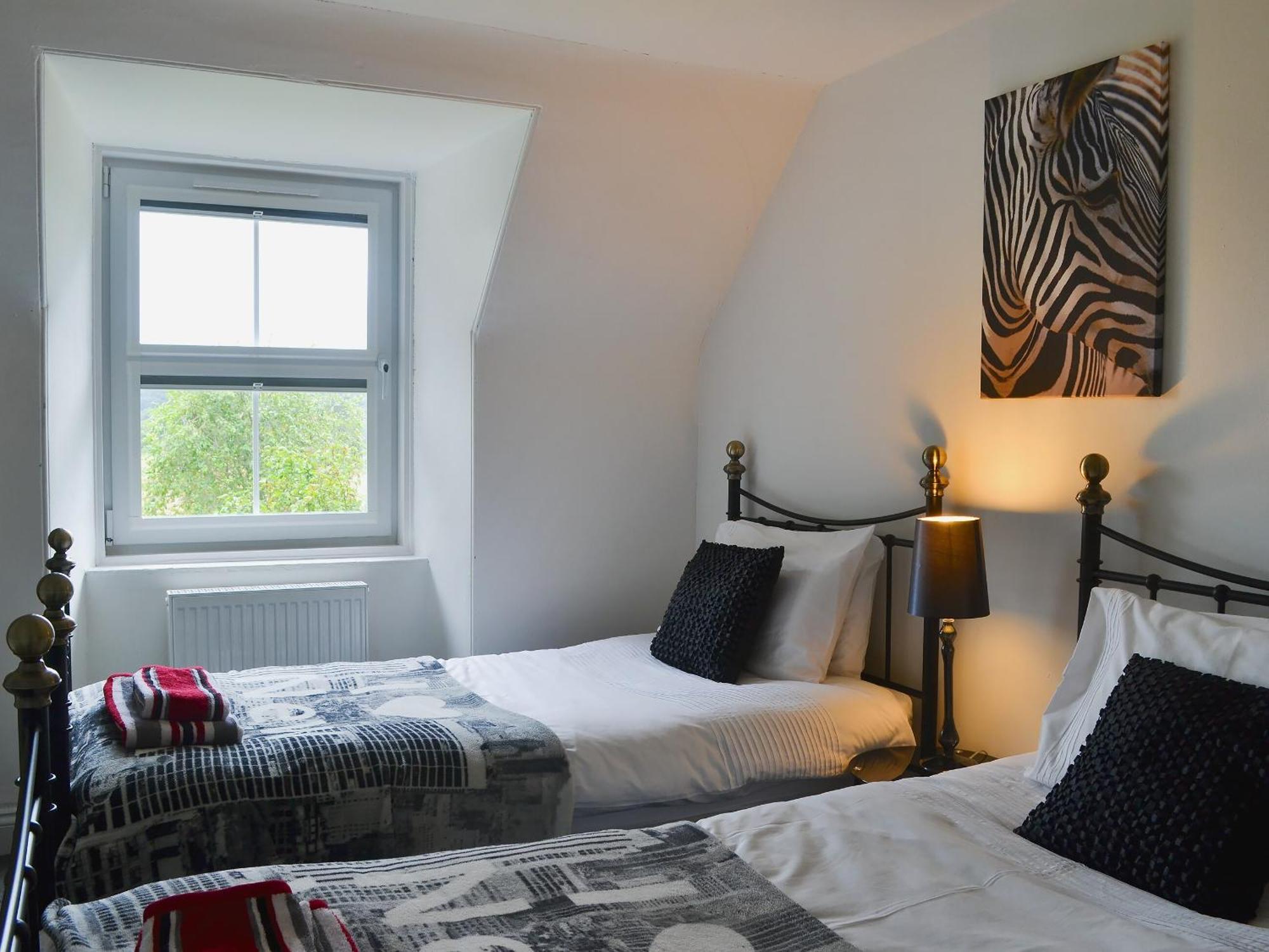 Checkers Cottage - Beaufort Estate Belladrum Ngoại thất bức ảnh
